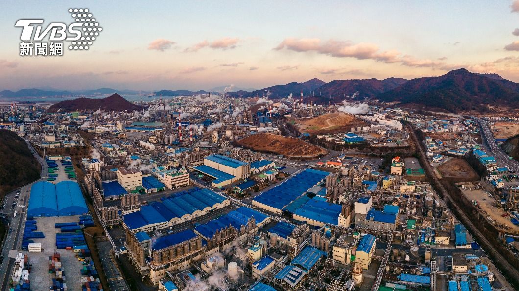 該起爆炸事故發生在全羅道麗水市石化原料生產商所屬工廠。（示意圖／shutterstock達志影像）