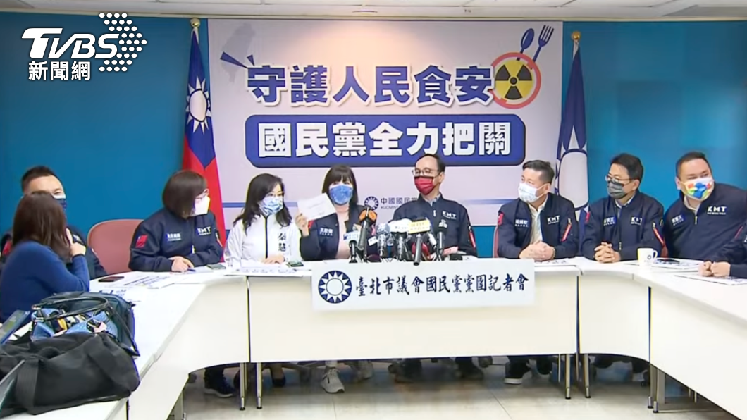 國民黨主席朱立倫與北市議員。(圖/TVBS)