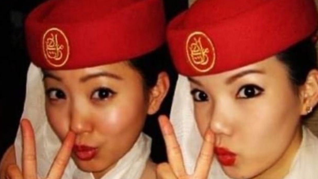 珊卓拉過去曾在阿聯酋擔任空服員（左）。（圖／翻攝自jeenie.weenie IG）