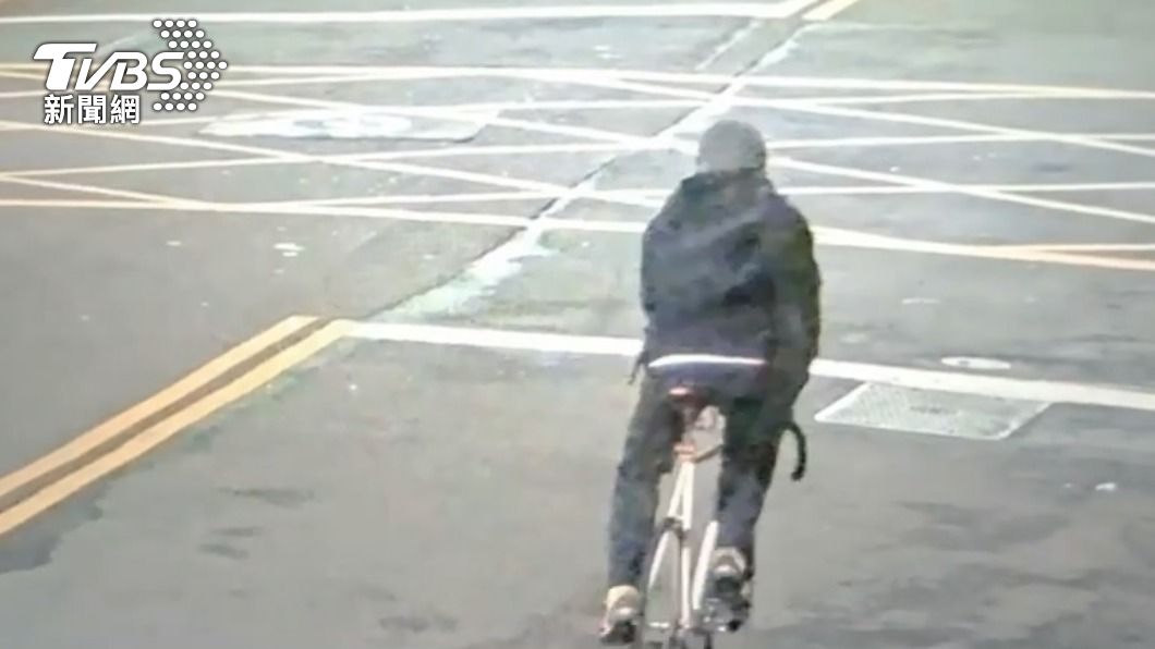 深夜手癢！腳踏車男稱「靈感乍現」　做這件事遭警逮