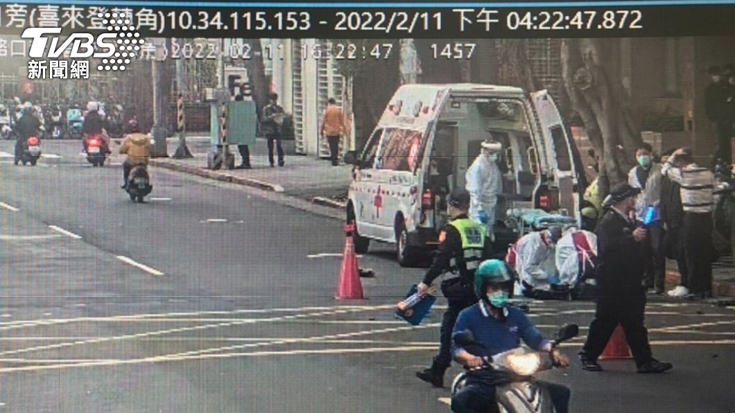 警方8分鐘後就抵達現場。(圖/TVBS)