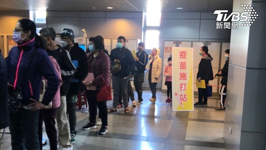 莫德納快打人潮多　屏東提高名額每場次增至千人