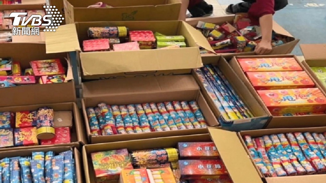 專家呼籲家中若有爆竹這些易燃物品盡量收在孩子拿不到的地方。（示意圖／TVBS資料畫面）