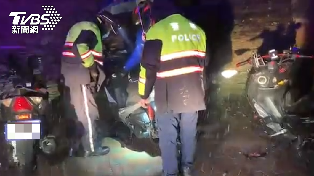 雨夾雪氣溫1度!菲律賓籍9人騎車沒油卡合歡山 暖警解困