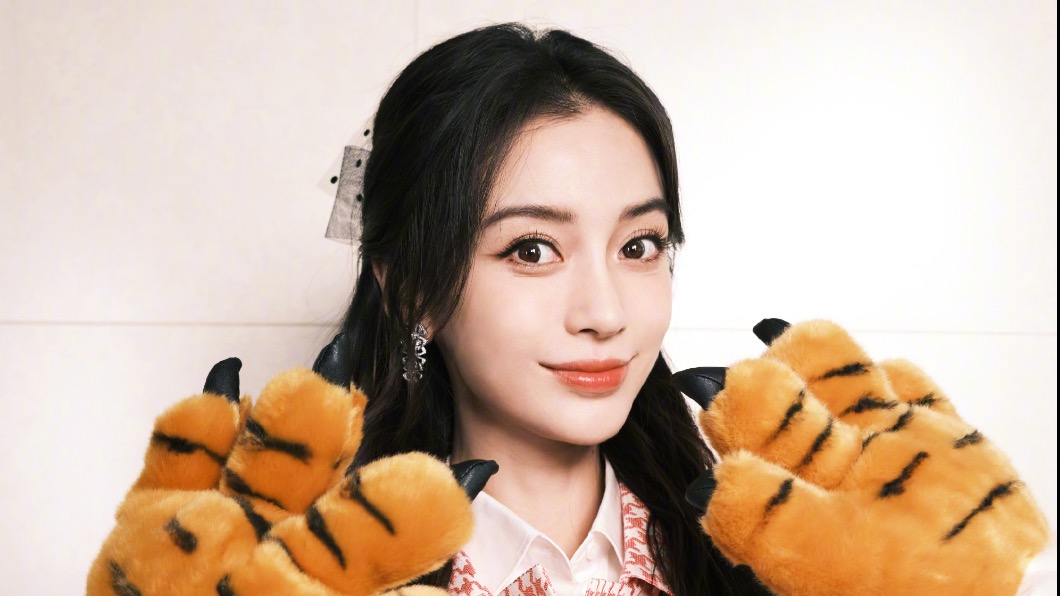 32歲Angelababy新劇扮高中生 清純校服美爆