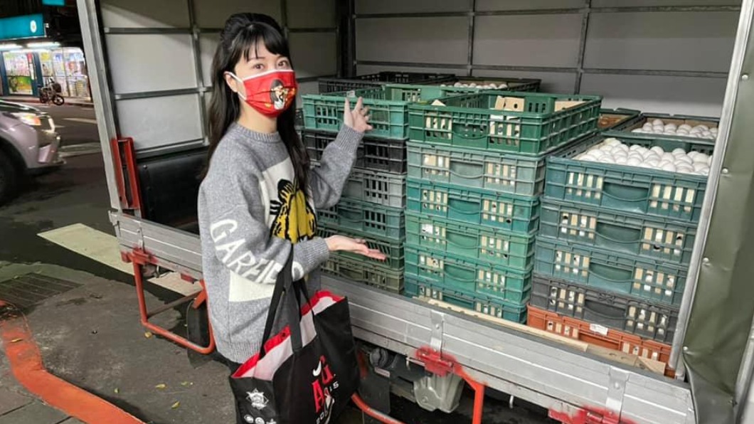 高嘉瑜發送口罩還不忘通知選民哪裡可以買雞蛋。（圖／翻攝自高嘉瑜臉書）
