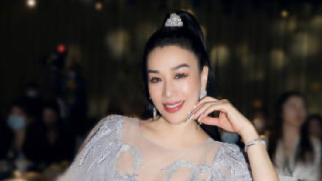 今年51歲的鍾麗緹保養得宜。（圖／翻攝自鍾麗緹微博）