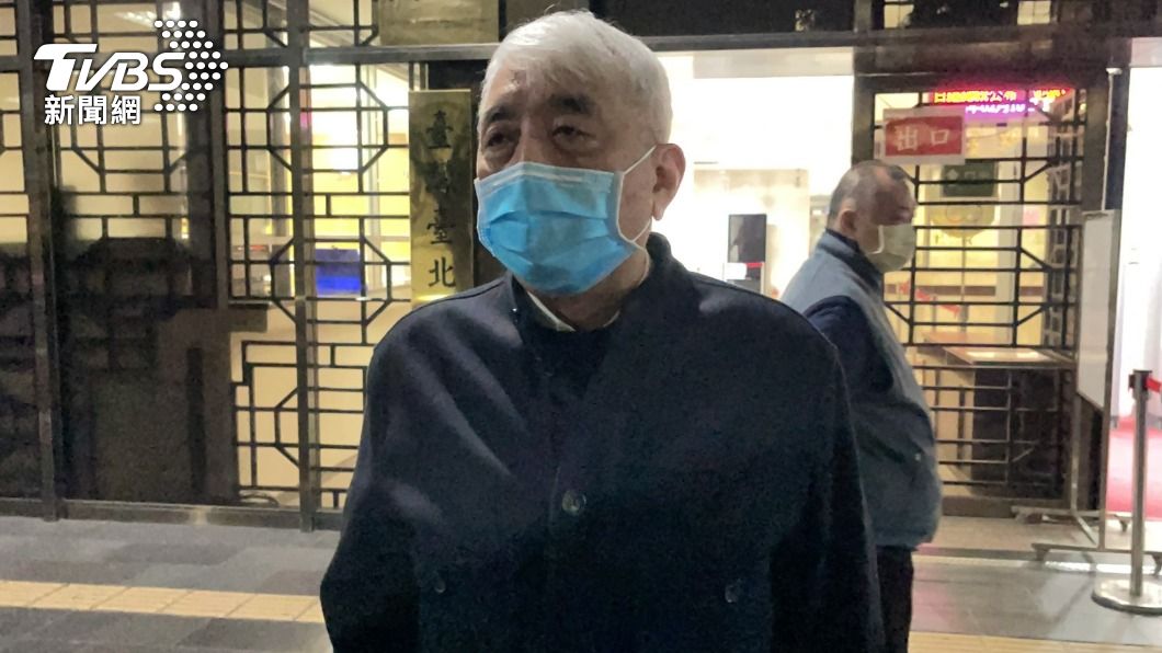 李恆隆受訪時痛批經濟部「做壞事的人」都高升。(圖/TVBS)