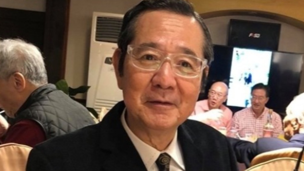 巴戈癌逝消息震驚各界。(圖/翻攝自向娃臉書)