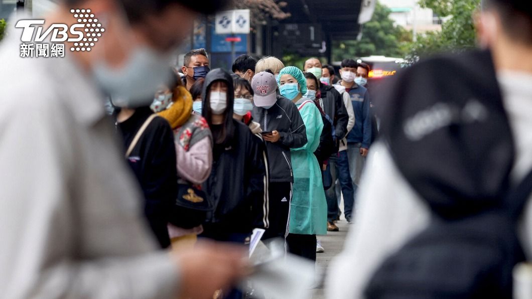 本土+14「11名接觸者採檢確診」、境外54 死亡0