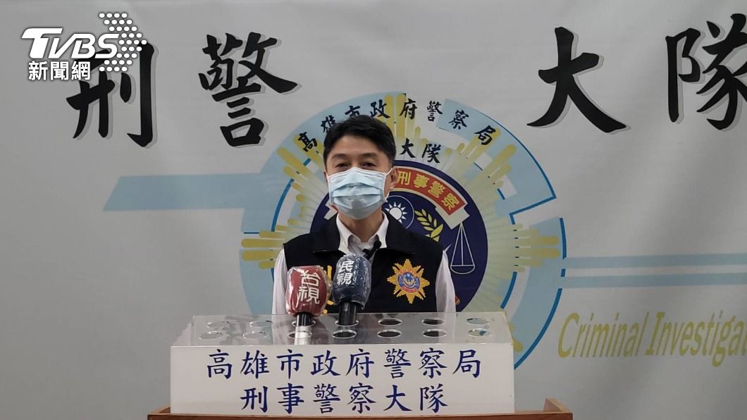 偵八隊長林士元說明案情。(圖/讀者提供)