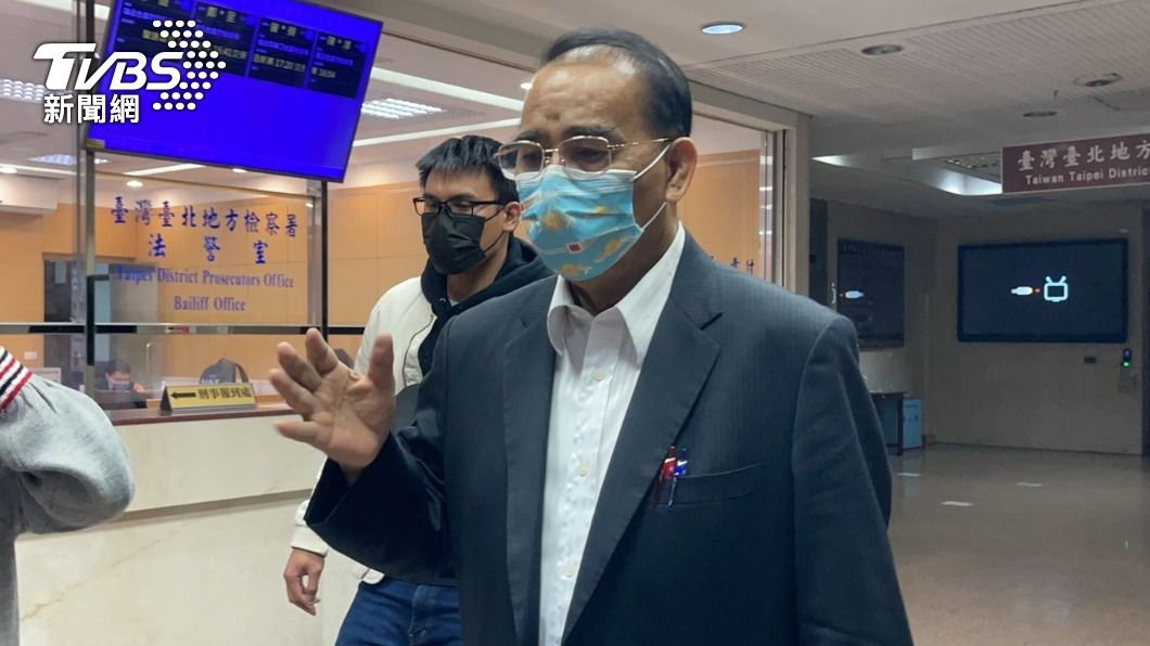 廖國棟16日出庭表示自己修法表決時還做出對李恆隆不利的決定。(圖/TVBS)