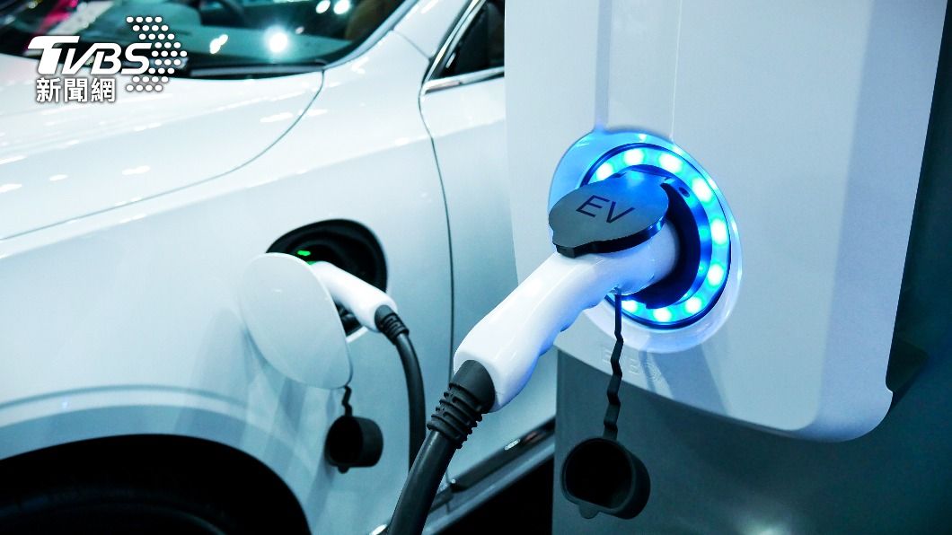 內電動汽車數量不斷增加。(示意圖/shutterstock達志影像)