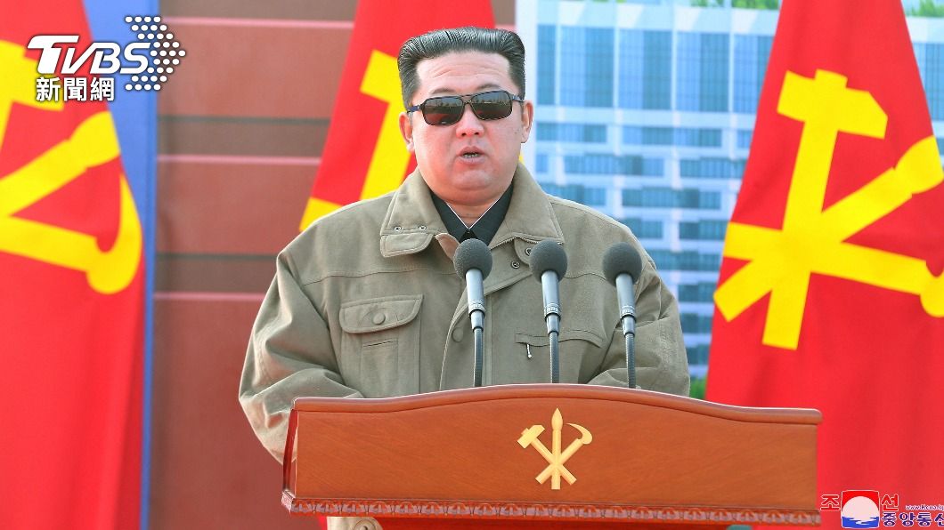 金正恩疑似日前上私人遊艇度假。（圖／達志影像路透社）