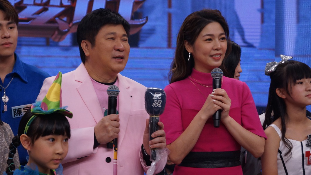 「小江蕙」親送禮感謝胡瓜!白家綺讚大哥風範:惜才愛才