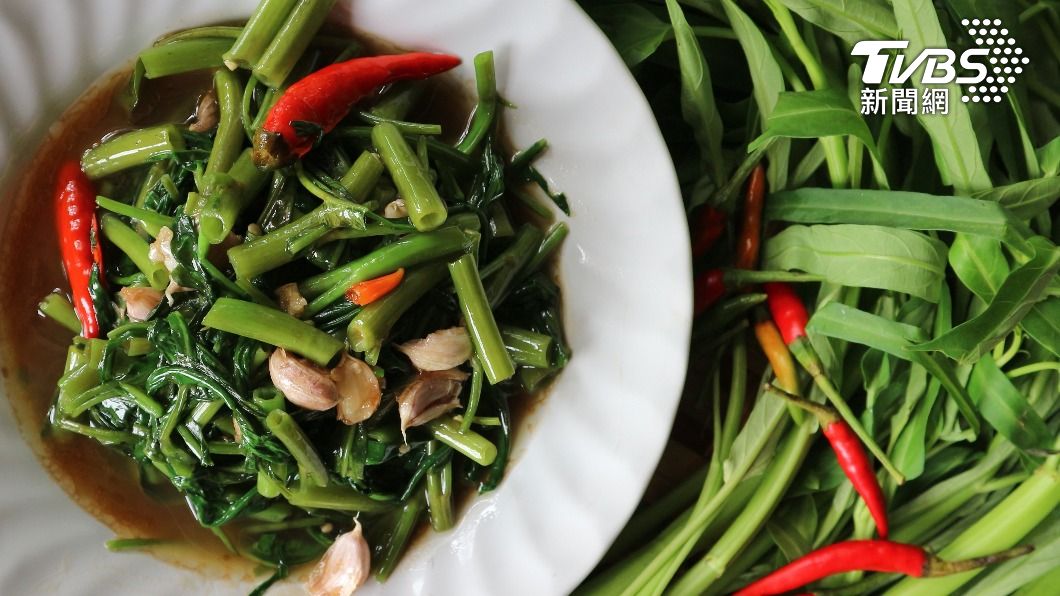空心菜是餐桌上常見的食材。（示意圖／shutterstock達志影像）