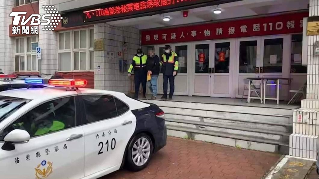 向父索錢未果!苗栗無業男持刀連搶2店 遭警民合力逮捕