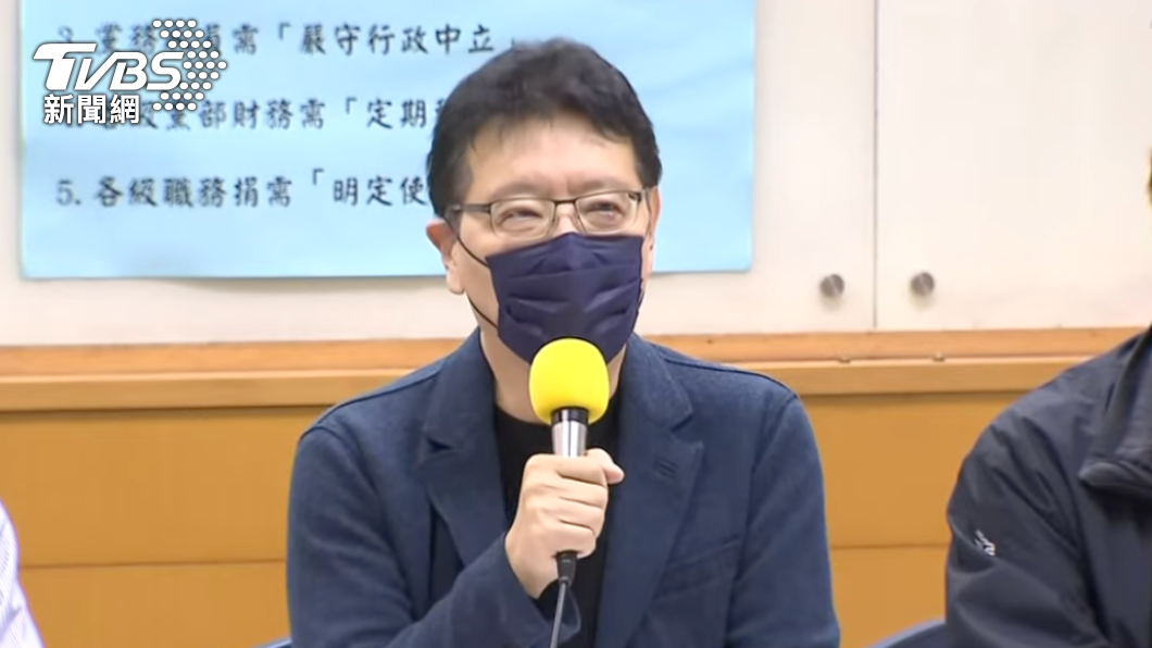 趙少康今早呼籲黨中央檢討中常委選風。（圖／TVBS）