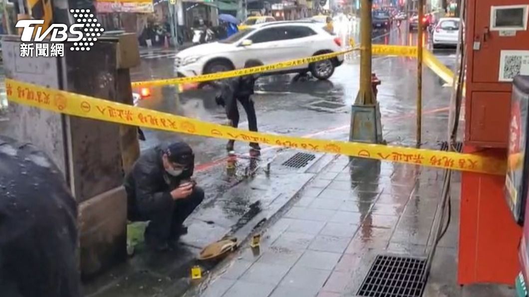 女通緝犯拒檢想逃開車衝撞!警開4槍追 她結局超狼狽