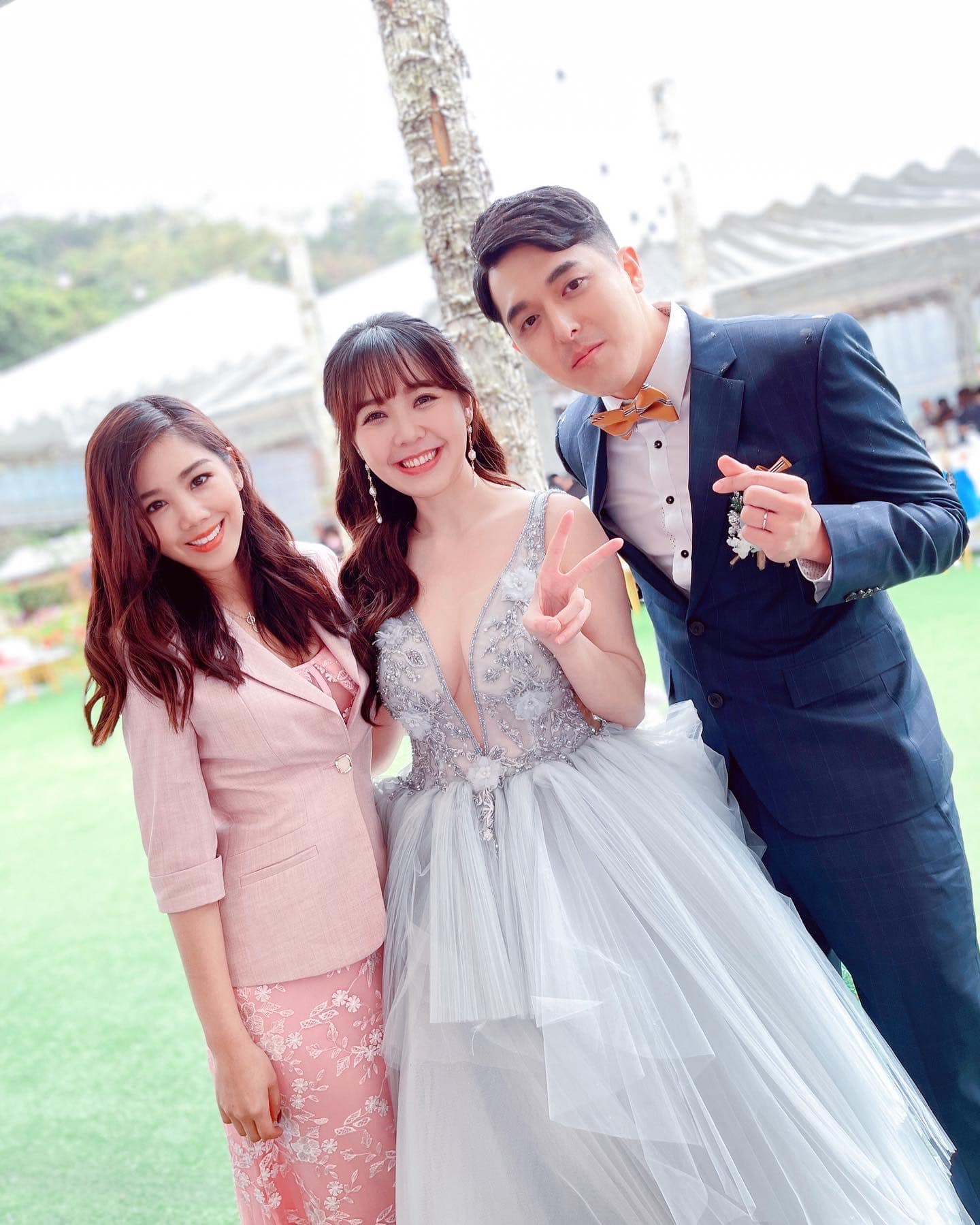「甜甜姐姐」粟粟結婚了。(圖/翻攝自楊晨熙Facebook)
