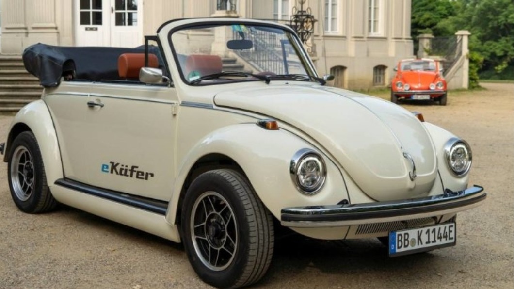 VW在2019法蘭克福車展上,與 eClassics合作,打造e-Beetle。(圖/翻攝自福斯汽車官網)