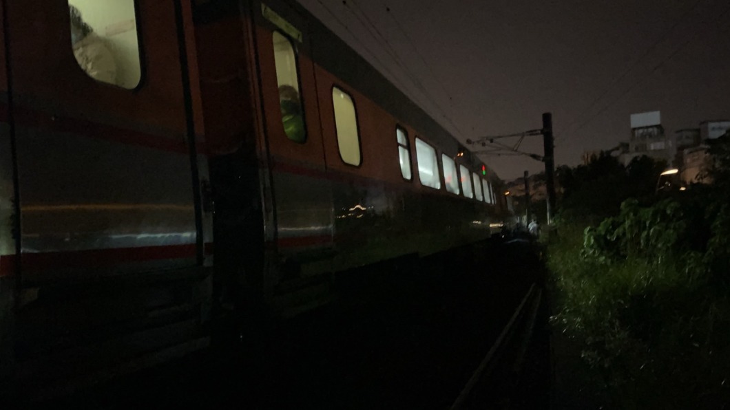 台鐵平交道死傷事故!二結至宜蘭延誤 預計22:30恢復