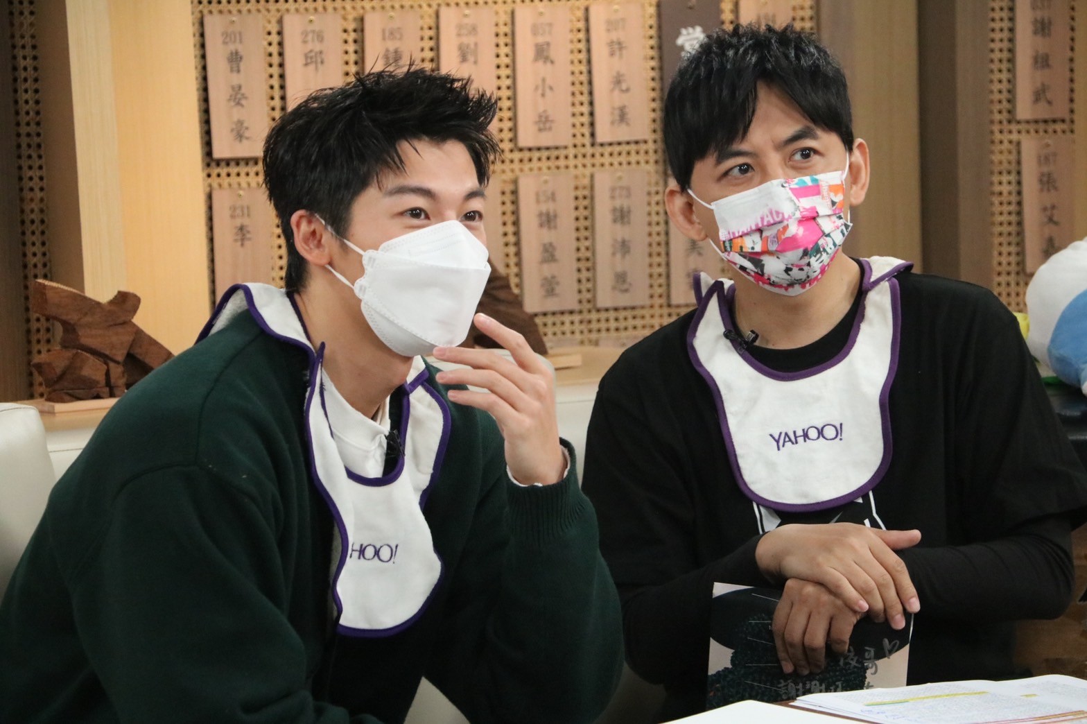 許光漢到黃子佼的節目宣傳新專輯。（圖／Yahoo TV提供）