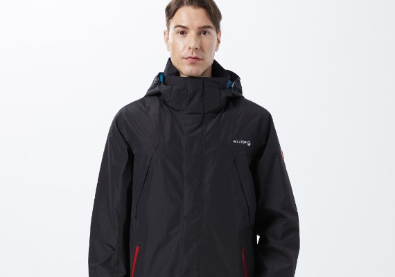 台灣戶外服飾品牌山頂鳥。(圖/翻攝自Hilltop官網)