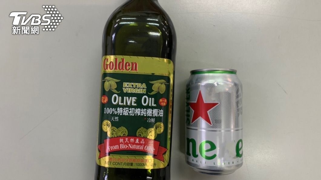 贓物只剩橄欖油和啤酒未開封。(圖/TVBS)