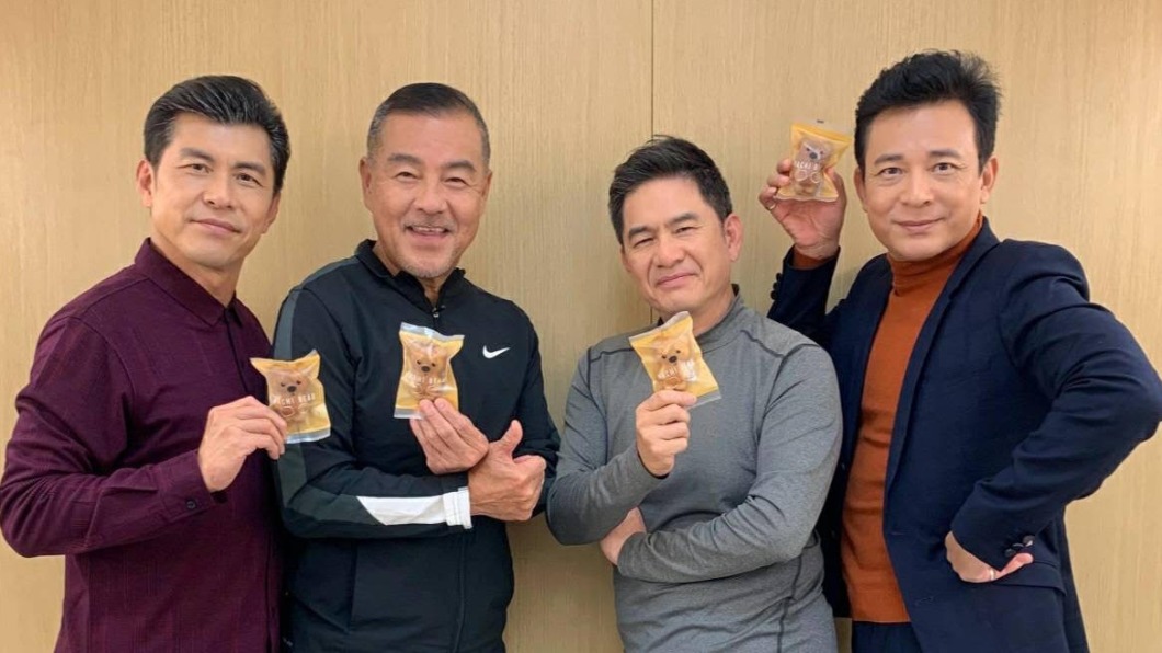 洪都拉斯在劇中有「老F4」一起互相陪伴。(圖/民視提供)