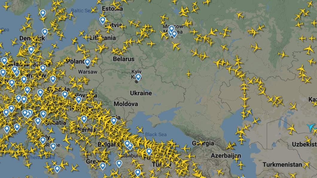 所有民航飛機全部繞過烏克蘭領空。(圖/翻攝自「Flightradar24」官網)