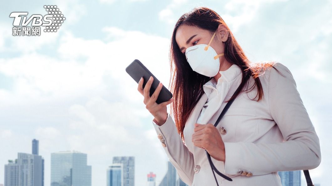 有位女網友抱怨自己主管的陰暗面。(示意圖/shutterstock達志影像)
