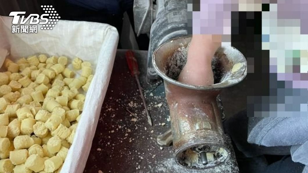 台南一名6歲女童右手不慎捲入絞肉機中。（圖／民眾提供）