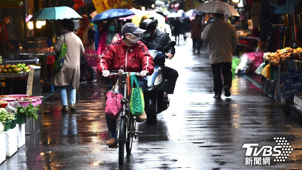 北台灣明降溫!3波冷空氣接力侵襲 降雨範圍一次看