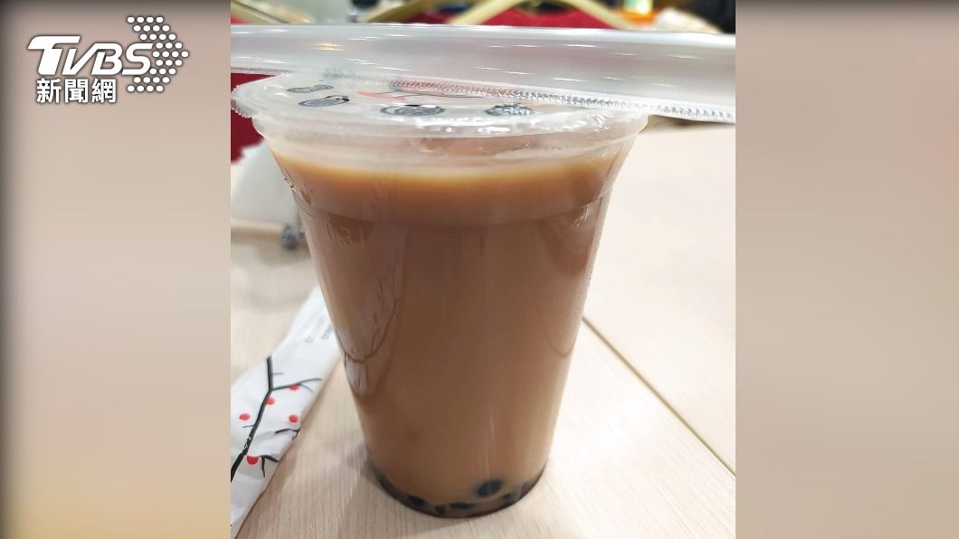 6台生逃出烏克蘭抵波蘭 代表處送上珍奶壓壓驚