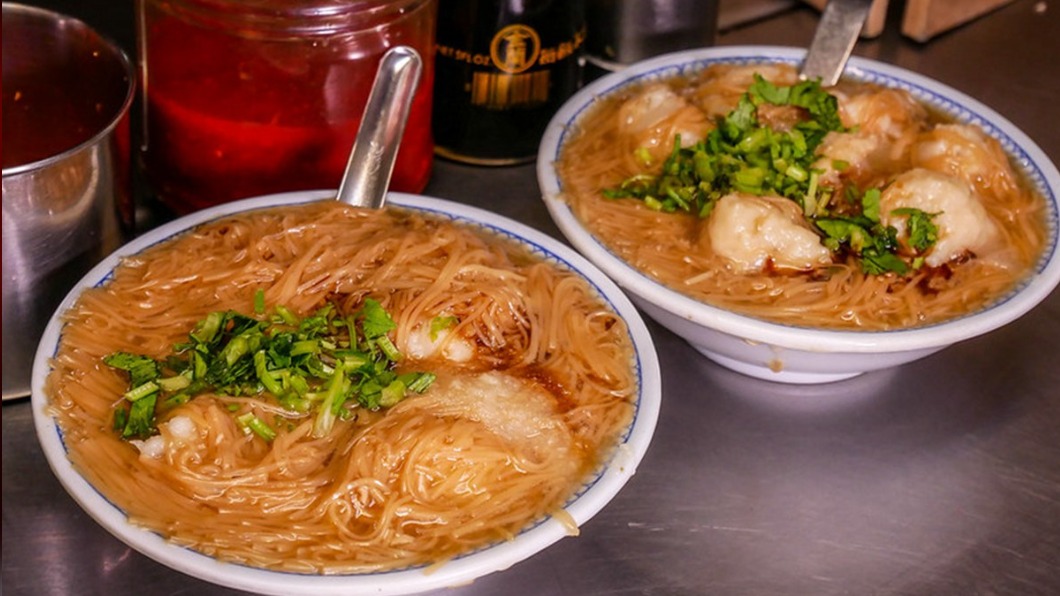 基隆隱藏版美食!「魚羹包大腸」麵線 在地人都排這家