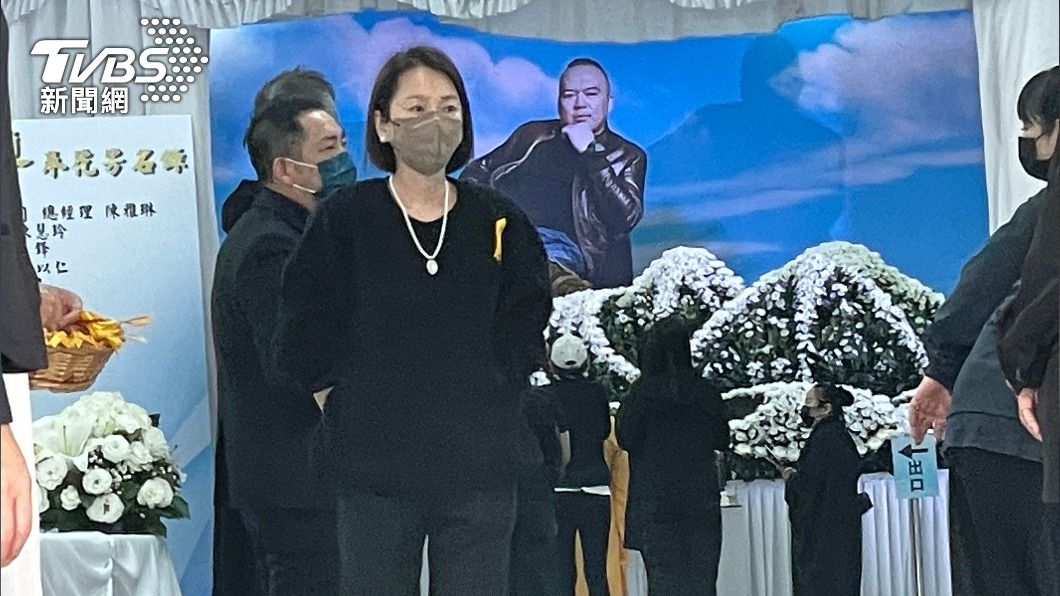 六月幫好友明金城處理後事。(圖/許方正攝)