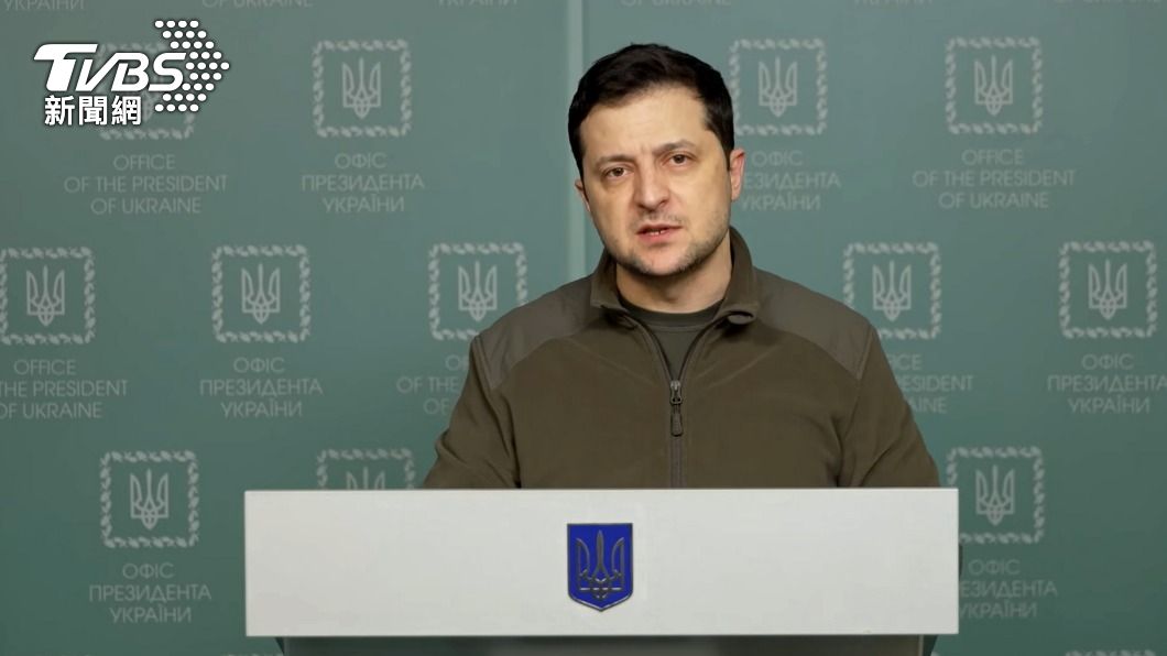 烏克蘭總統澤倫斯基(Volodymyr Zelensky)向全世界發出邀請上戰場。(圖/達志影像歐新社)