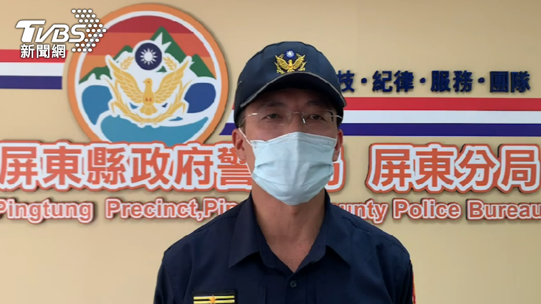 屏東分局民生派出所所長陳慶豐說明案情。（圖／警方提供）