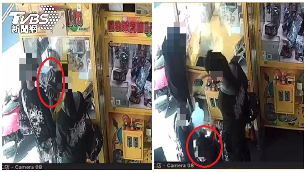 最壞身教!爸媽掩護竊娃娃機 派女兒「鑽洞偷物」