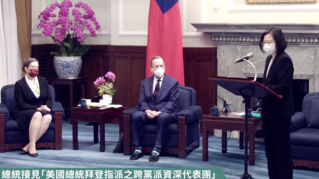接見美特使團 蔡英文:冷眼姑息侵略將帶來更多威脅