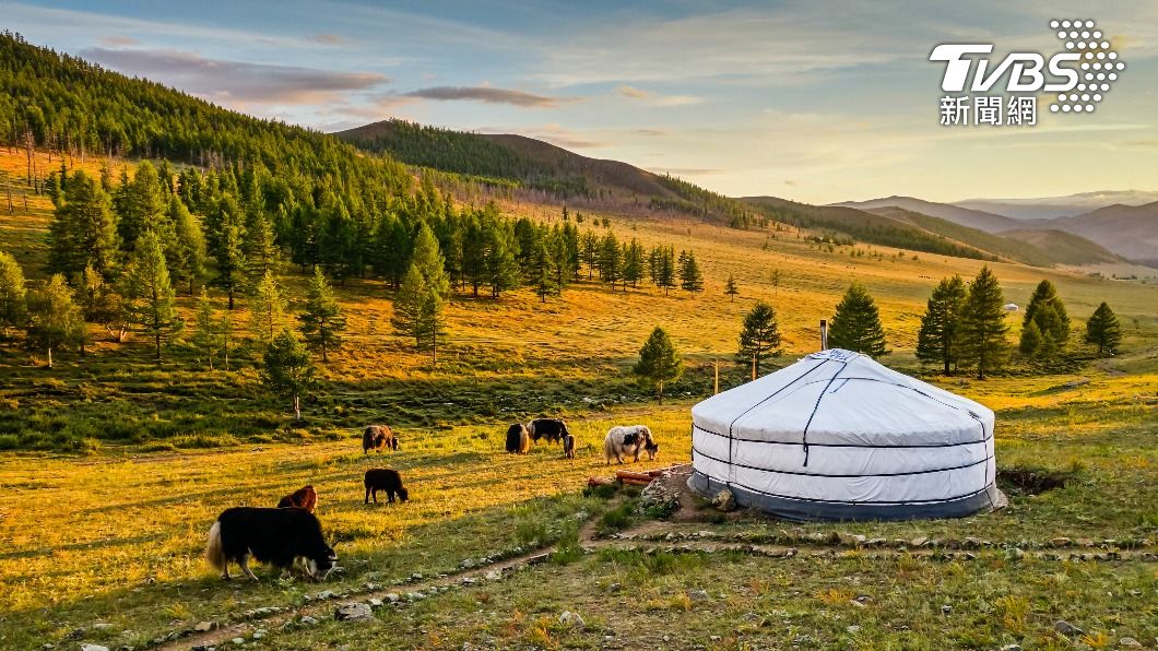蒙古位處陸俄之間,要攻打的話地理位置險峻。(圖/Shutterstock達志影像)