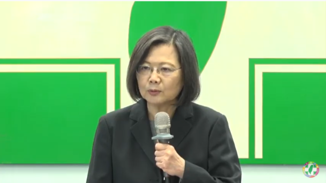 撐烏克蘭!蔡賴蘇各捐一月所得 籲國人黨公職響應