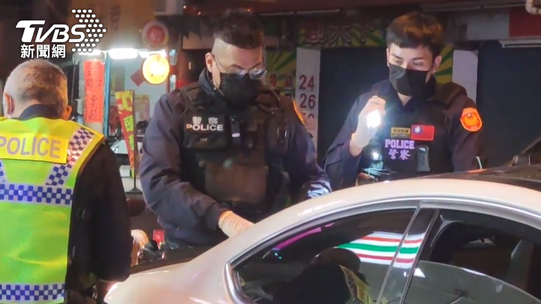 違停路邊遭盤查!車內飄K味 遇「好鼻師」員警當場栽了