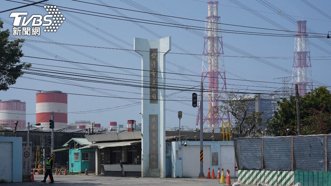 高雄仍有104萬戶停電 陳其邁籲台電電網總體檢