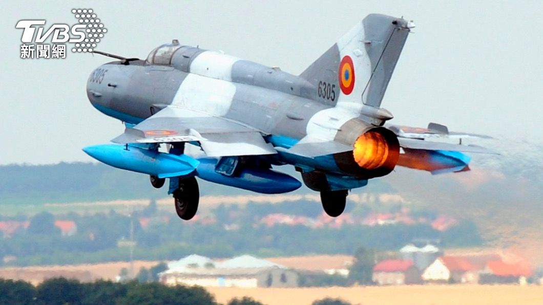 羅馬尼亞一架米格-21戰機墜毀。(示意圖/達志影像歐新社)