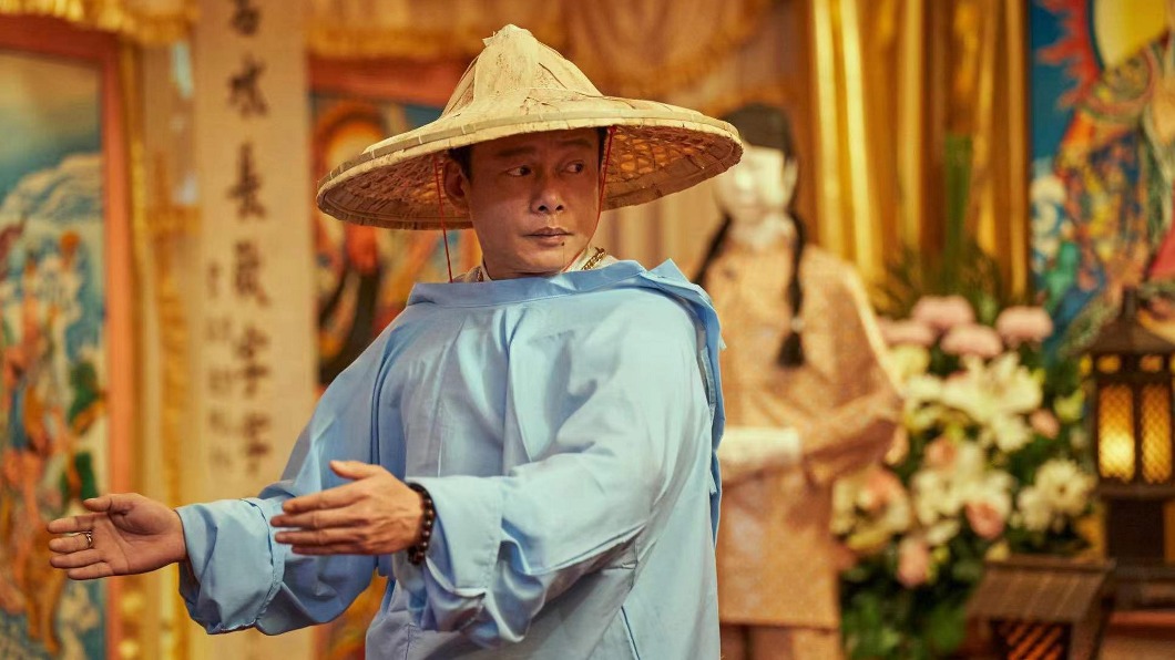 李康生穿壽衣進殯儀館 見吳大維不顧禁忌「笑個不停」