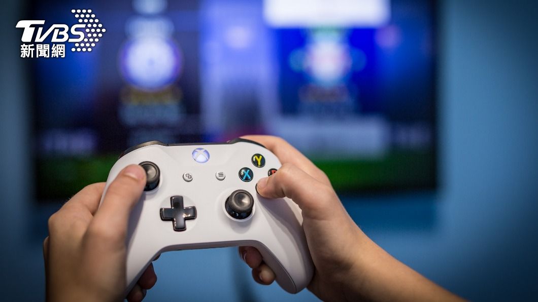 微軟宣布將暫停在俄羅斯銷售產品和服務,包括XBOX主機。(示意圖/shutterstock 達志影像)