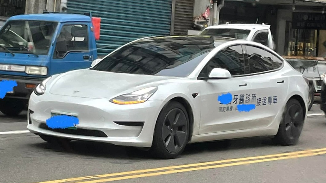 診所接送車是「百萬特斯拉」！牙醫被抖賺爆　當地人揭內幕