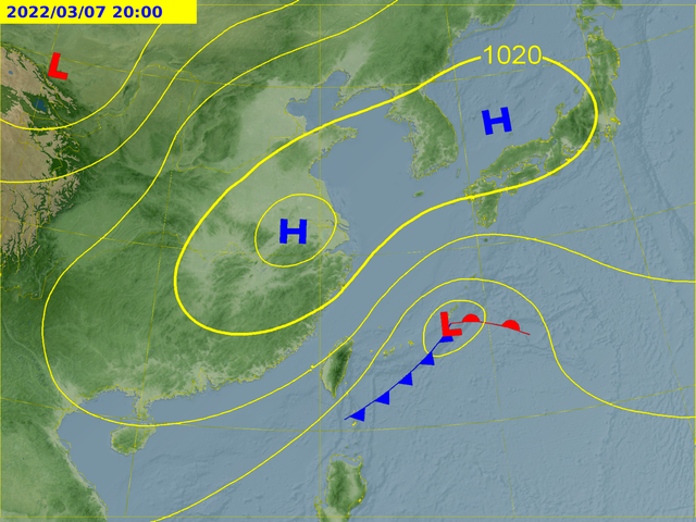 今日晚間鋒面、大陸冷氣團南下。(圖/翻攝自氣象局官網)